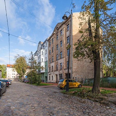 Lienes Iela Gem 1Br Apartment With Fireplace In Historic Unesco Center Рига Экстерьер фото