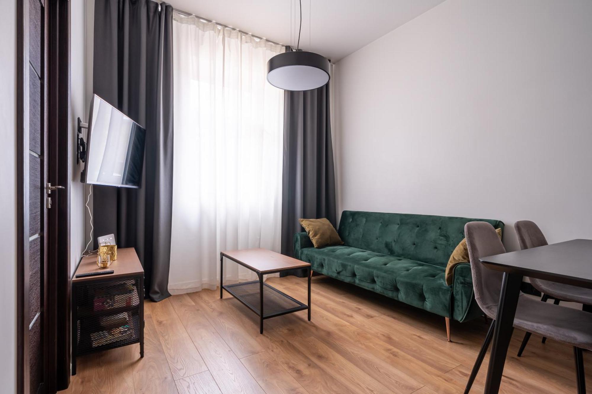 Lienes Iela Gem 1Br Apartment With Fireplace In Historic Unesco Center Рига Экстерьер фото