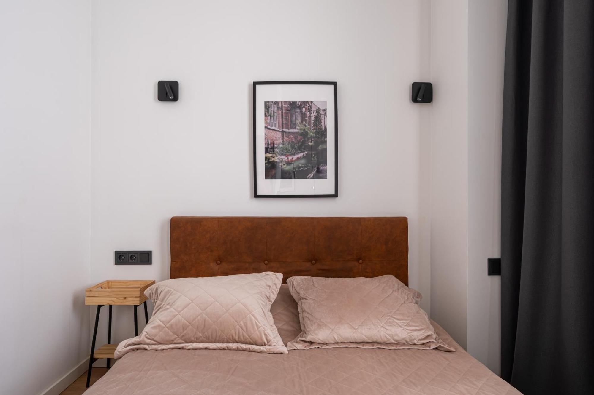 Lienes Iela Gem 1Br Apartment With Fireplace In Historic Unesco Center Рига Экстерьер фото